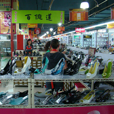 北京天兰尾货鞋城针对郑州市场的策略